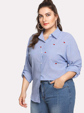 Vestido camisero de manga larga abotonado a rayas